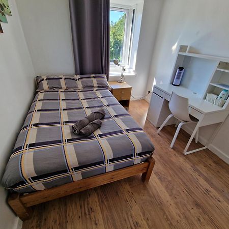 Cozy Double Bedroom In Zone 1-2 Central 런던 외부 사진