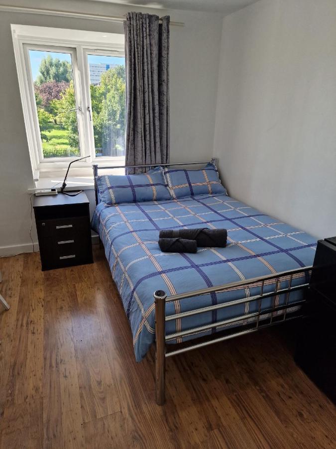Cozy Double Bedroom In Zone 1-2 Central 런던 외부 사진