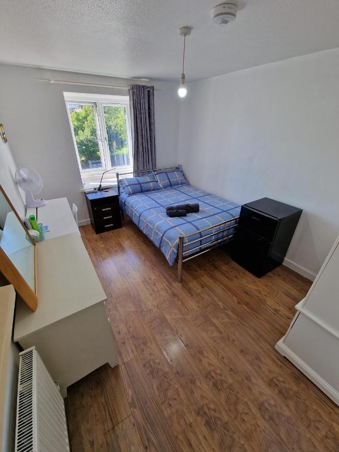 Cozy Double Bedroom In Zone 1-2 Central 런던 외부 사진